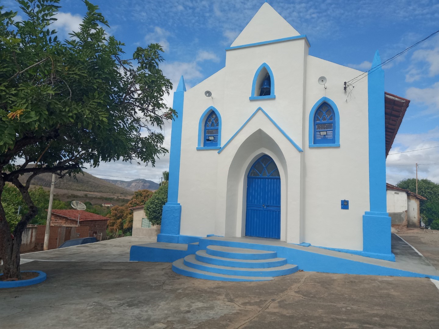 Igreja São José: Turismo Em Jequitinhonha Igreja São José: Turismo Em Jequitinhonha